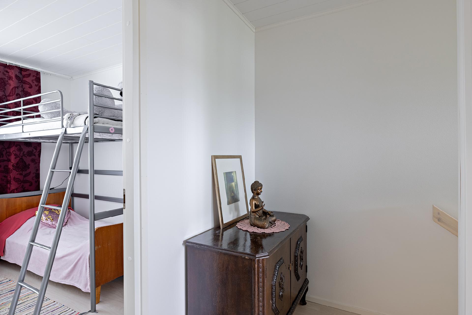 Hölkkäkuja 2, Kivikkokangas, Oulu