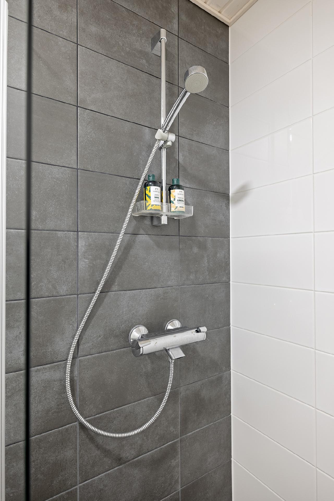 Hölkkäkuja 2, Kivikkokangas, Oulu