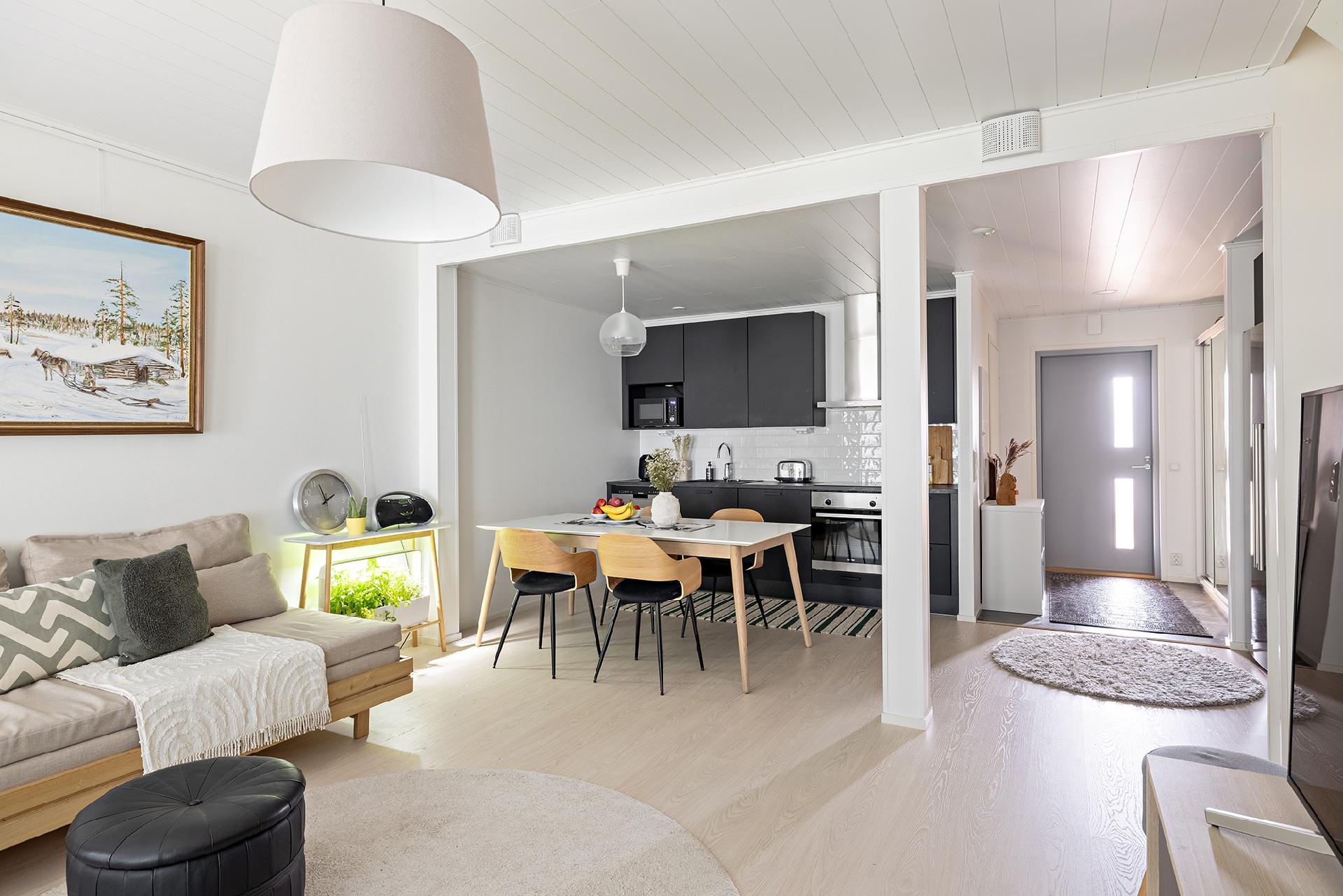Hölkkäkuja 2, Kivikkokangas, Oulu