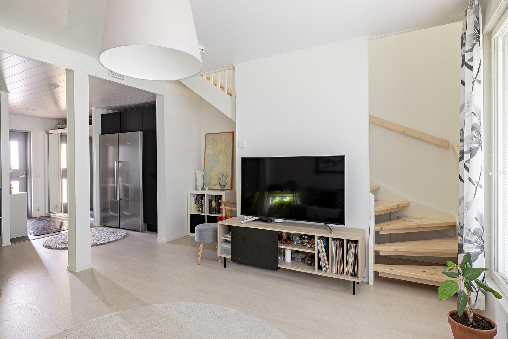 Hölkkäkuja 2, Kivikkokangas, Oulu