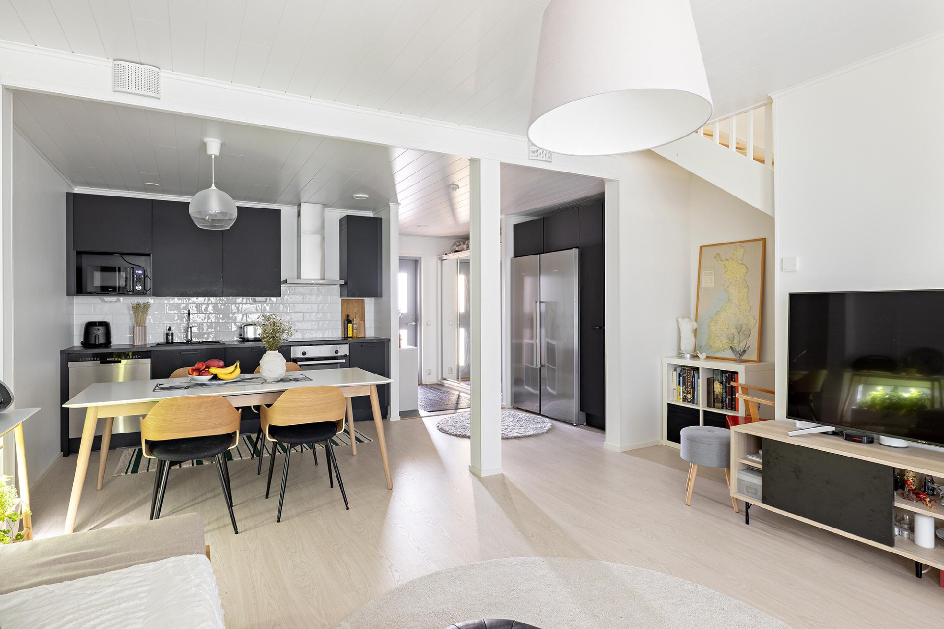 Hölkkäkuja 2, Kivikkokangas, Oulu