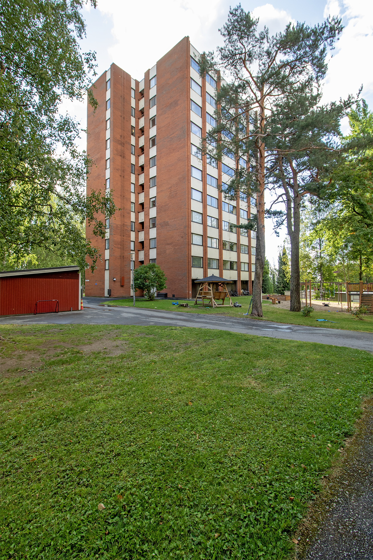 Taivaanpankontie 1, Puijonlaakso, Kuopio