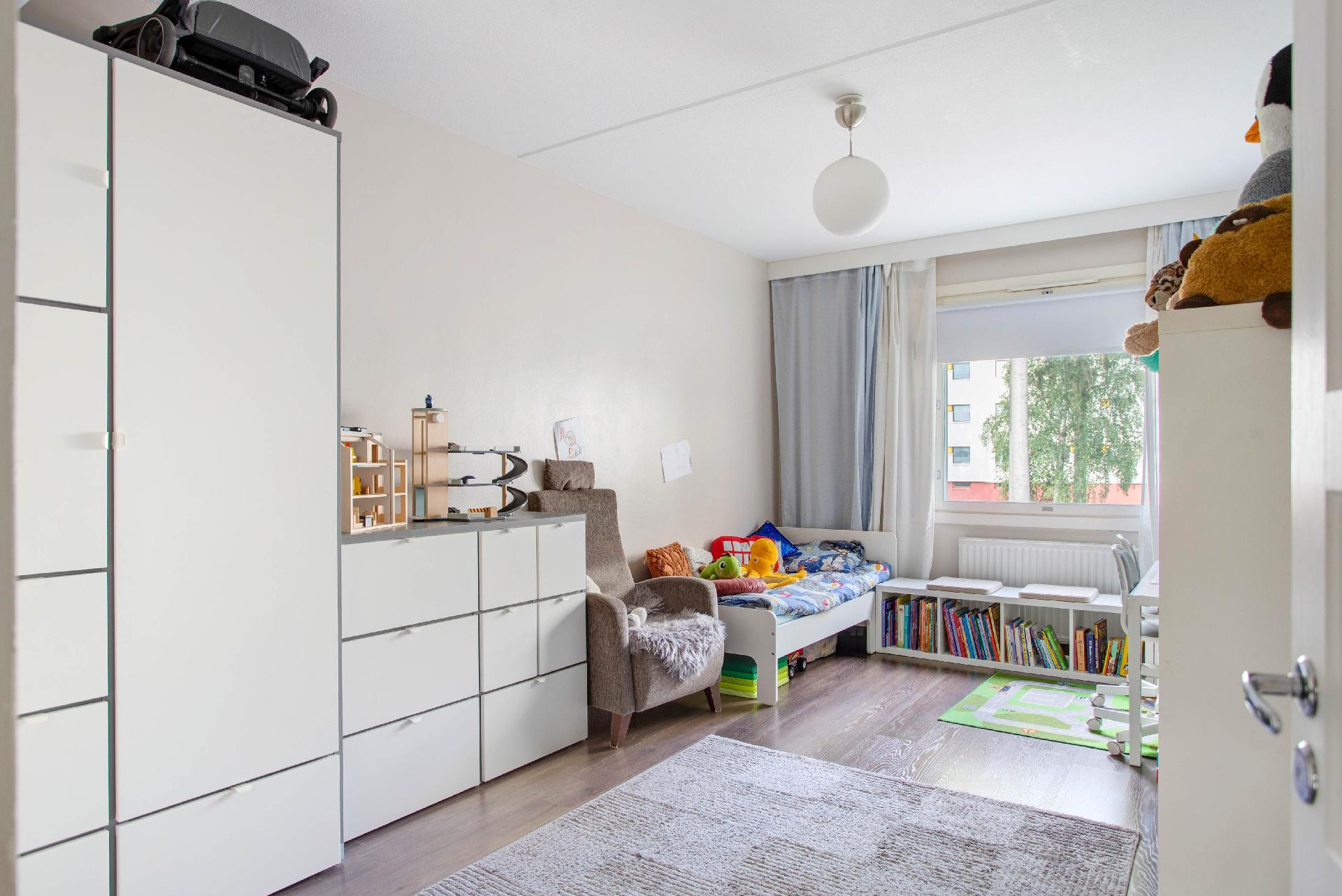 Vanamonkuja 1, Simonmetsä, Vantaa