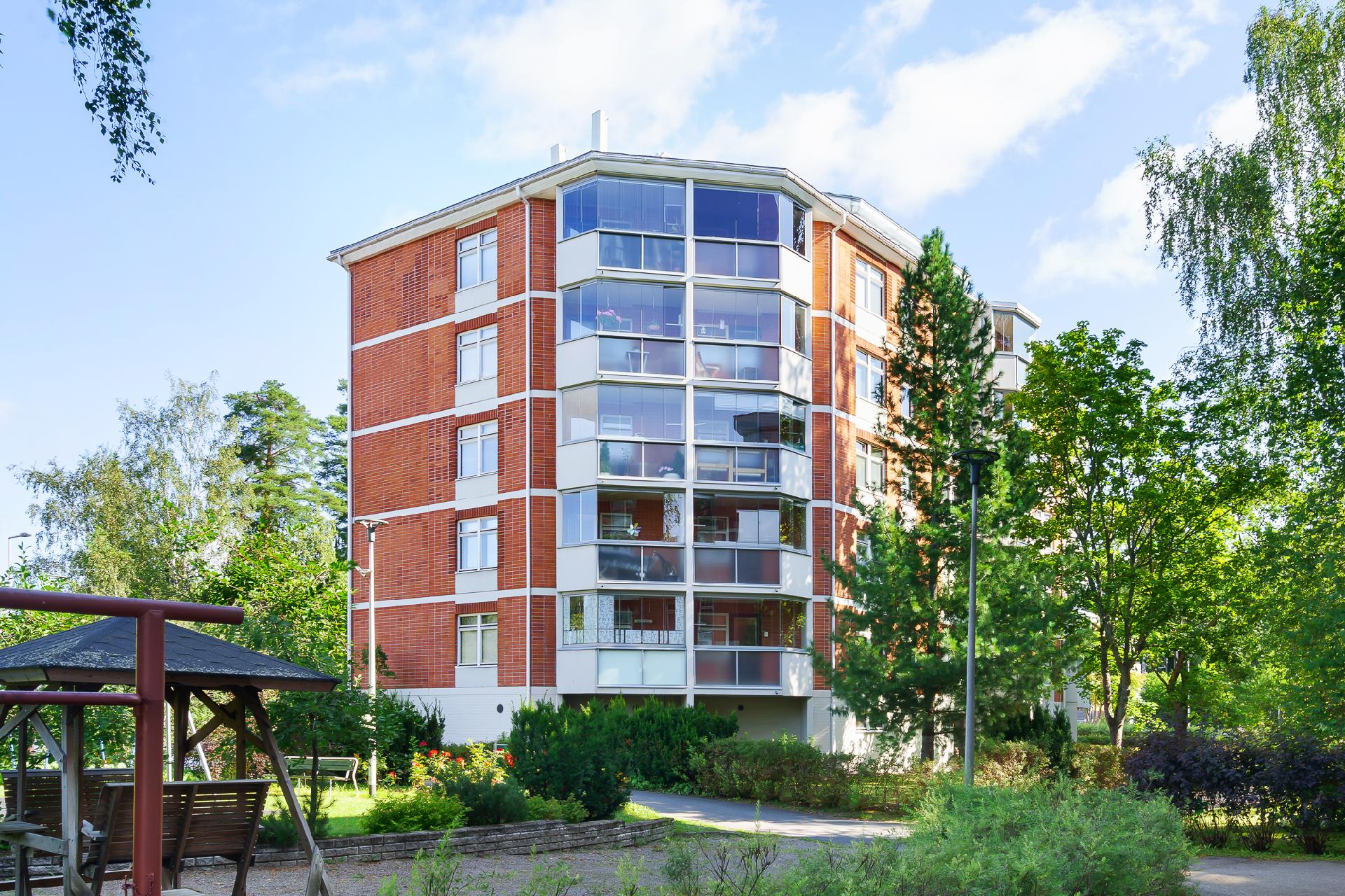 Mantelikuja 3, Pähkinärinne, Vantaa