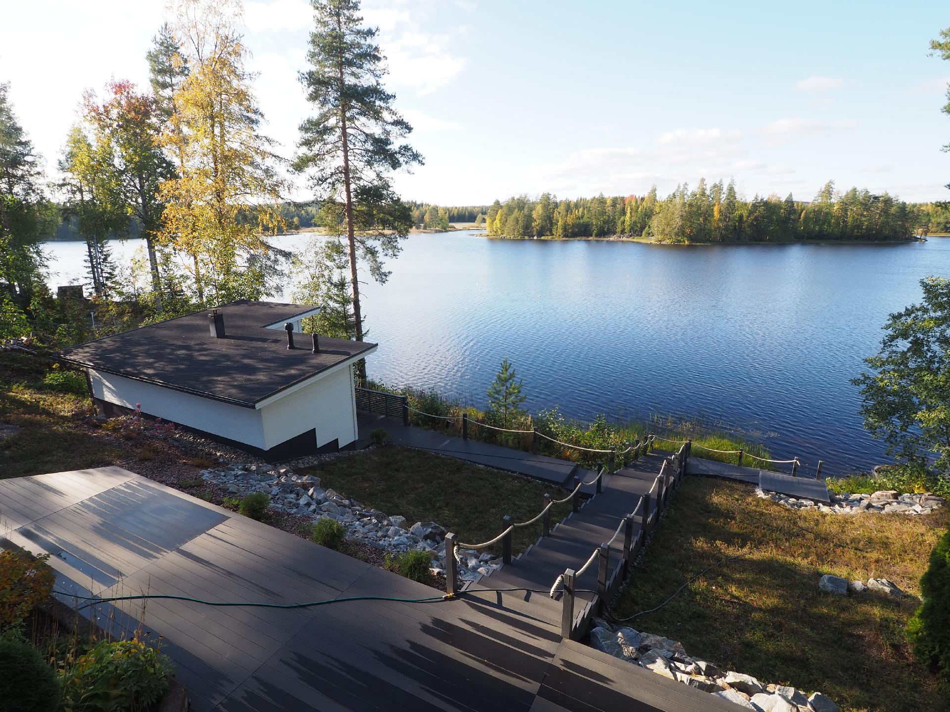 Kulkuväylät helppohoitoista komposiittia