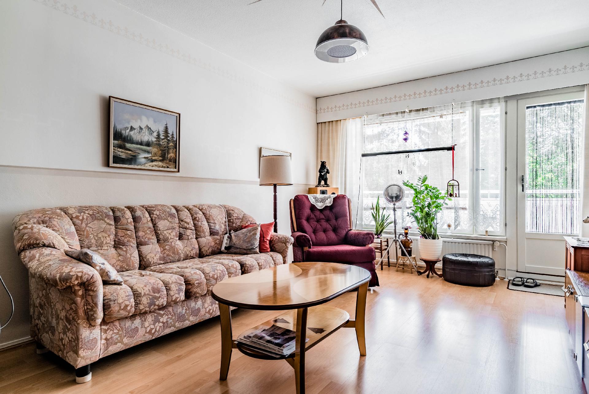 Haukantie 6, Riihikallio, Tuusula