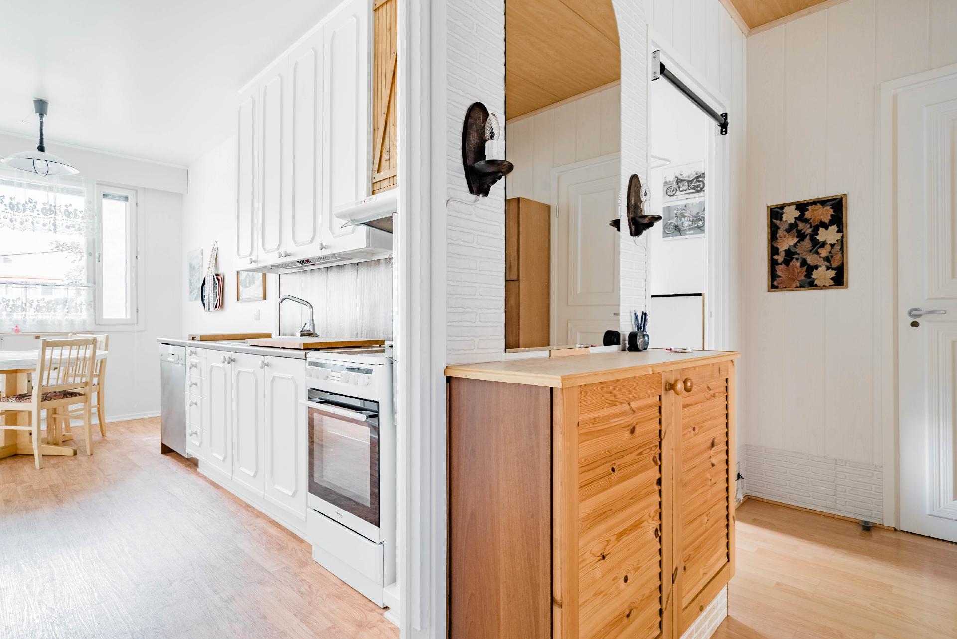 Haukantie 6, Riihikallio, Tuusula