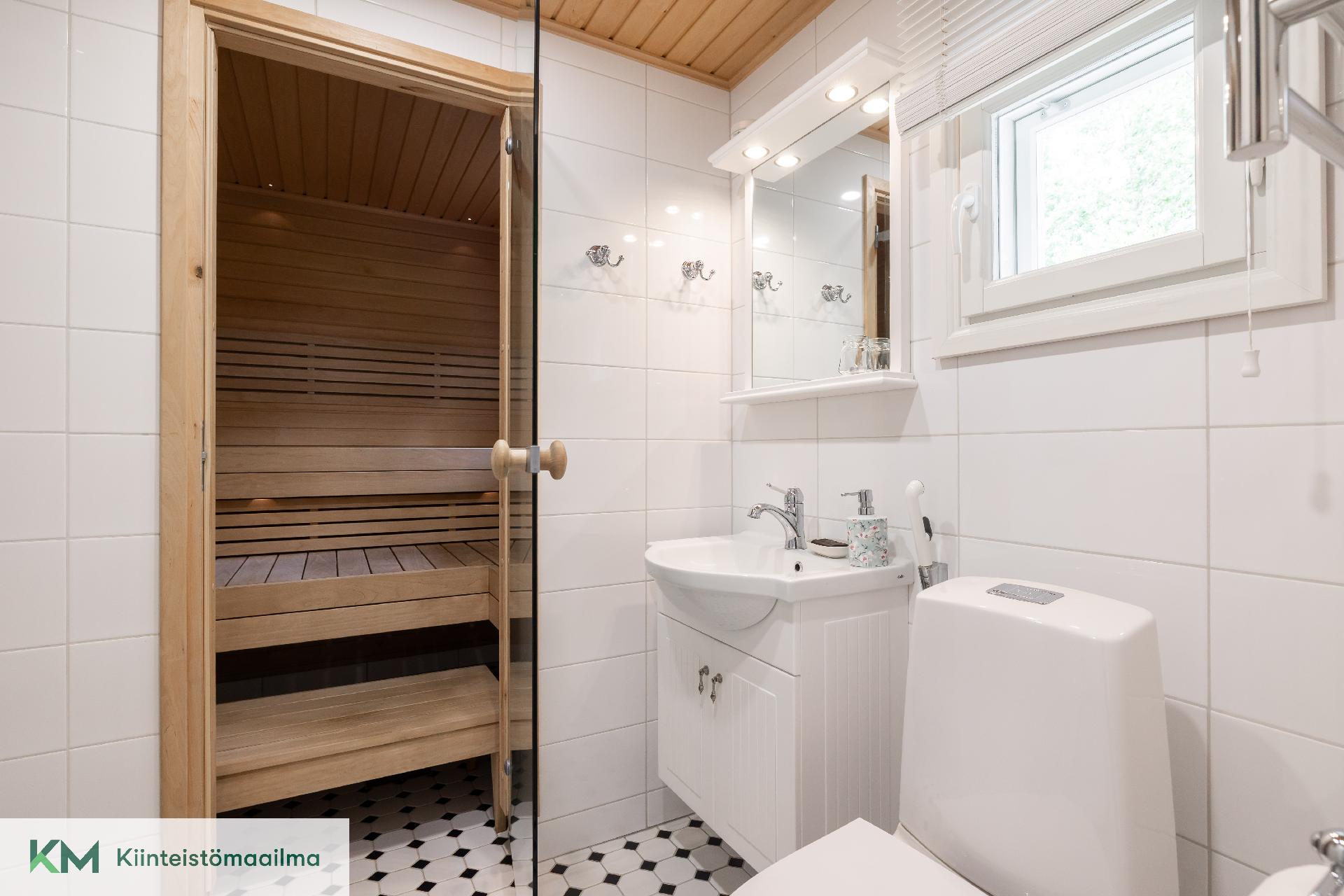 Parikantie 61, Koivula, Kotka