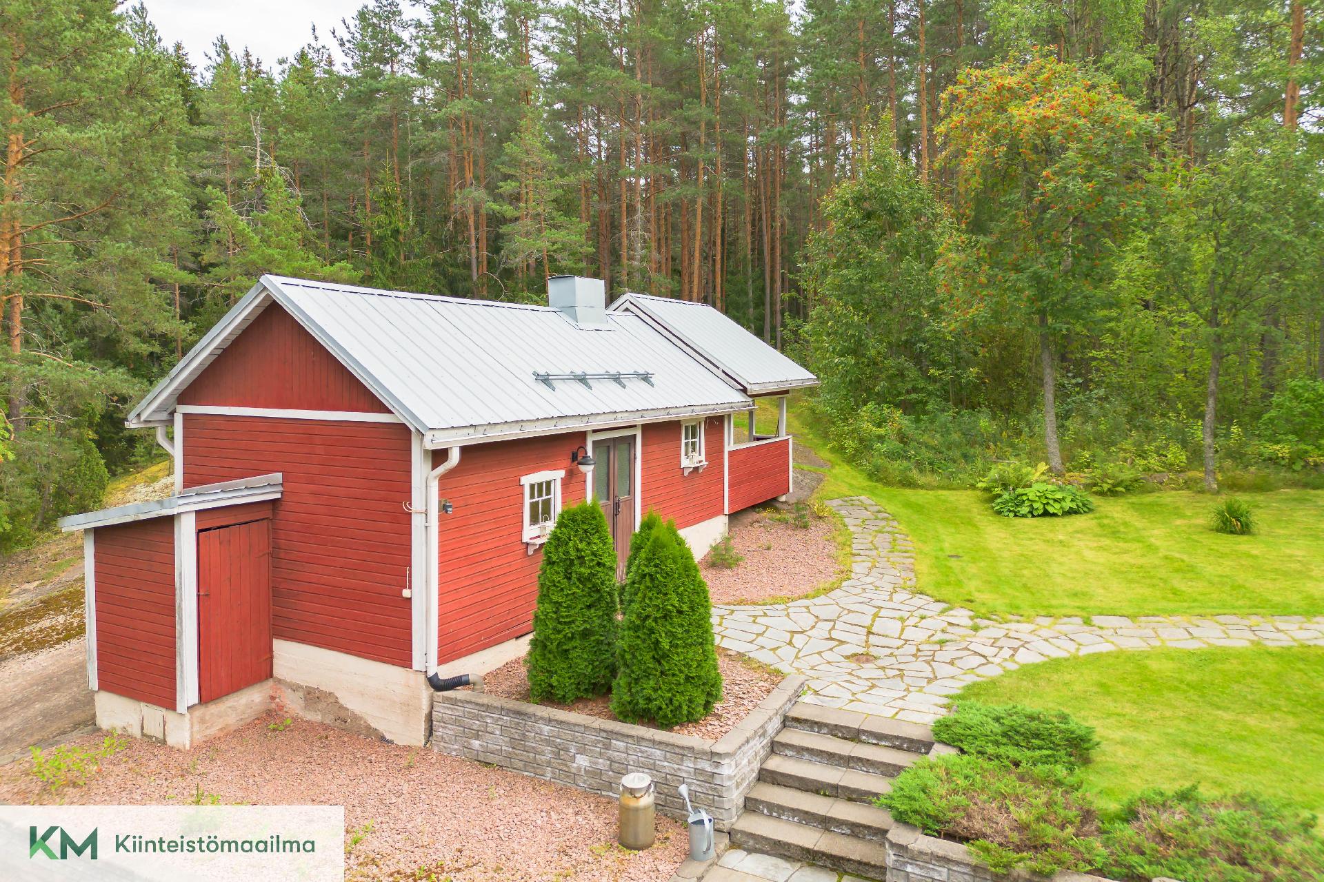 Parikantie 61, Koivula, Kotka