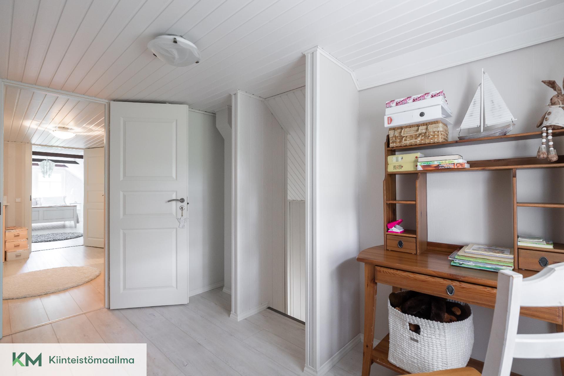 Parikantie 61, Koivula, Kotka