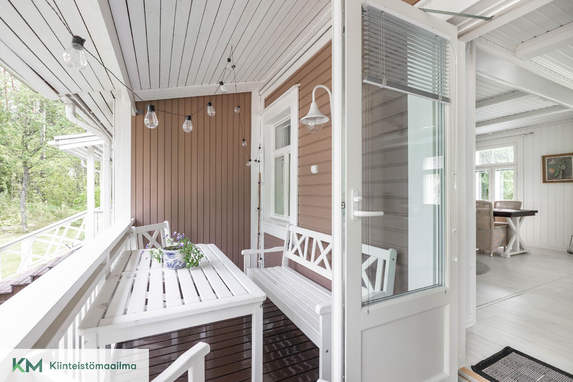 Parikantie 61, Koivula, Kotka