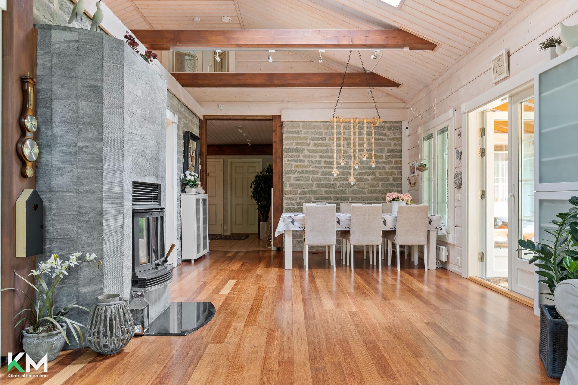 Tainiontie 11, Jokivarsi, Hartola