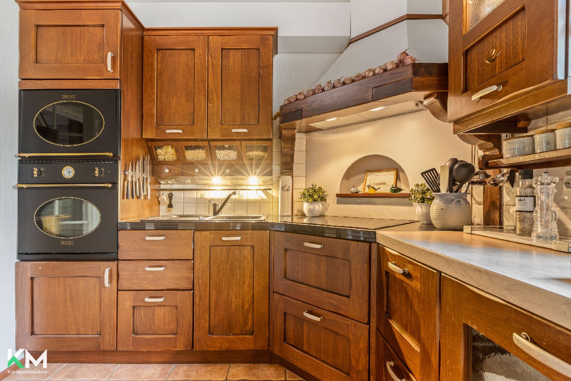 Tainiontie 11, Jokivarsi, Hartola