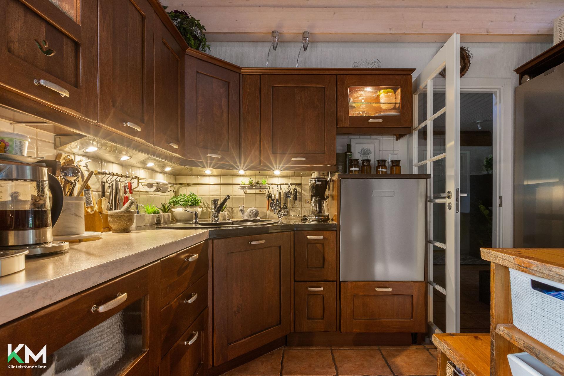 Tainiontie 11, Jokivarsi, Hartola