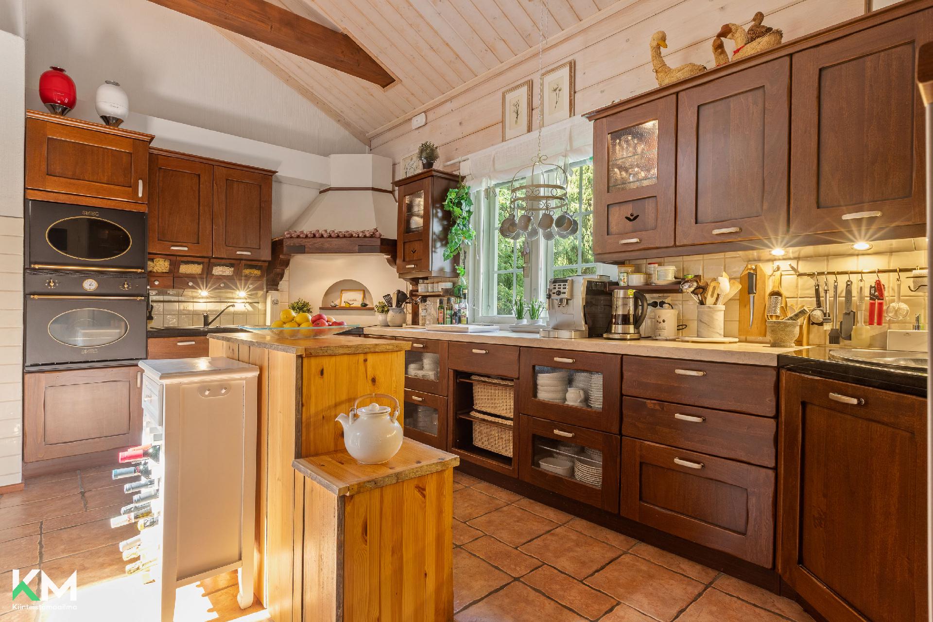 Tainiontie 11, Jokivarsi, Hartola