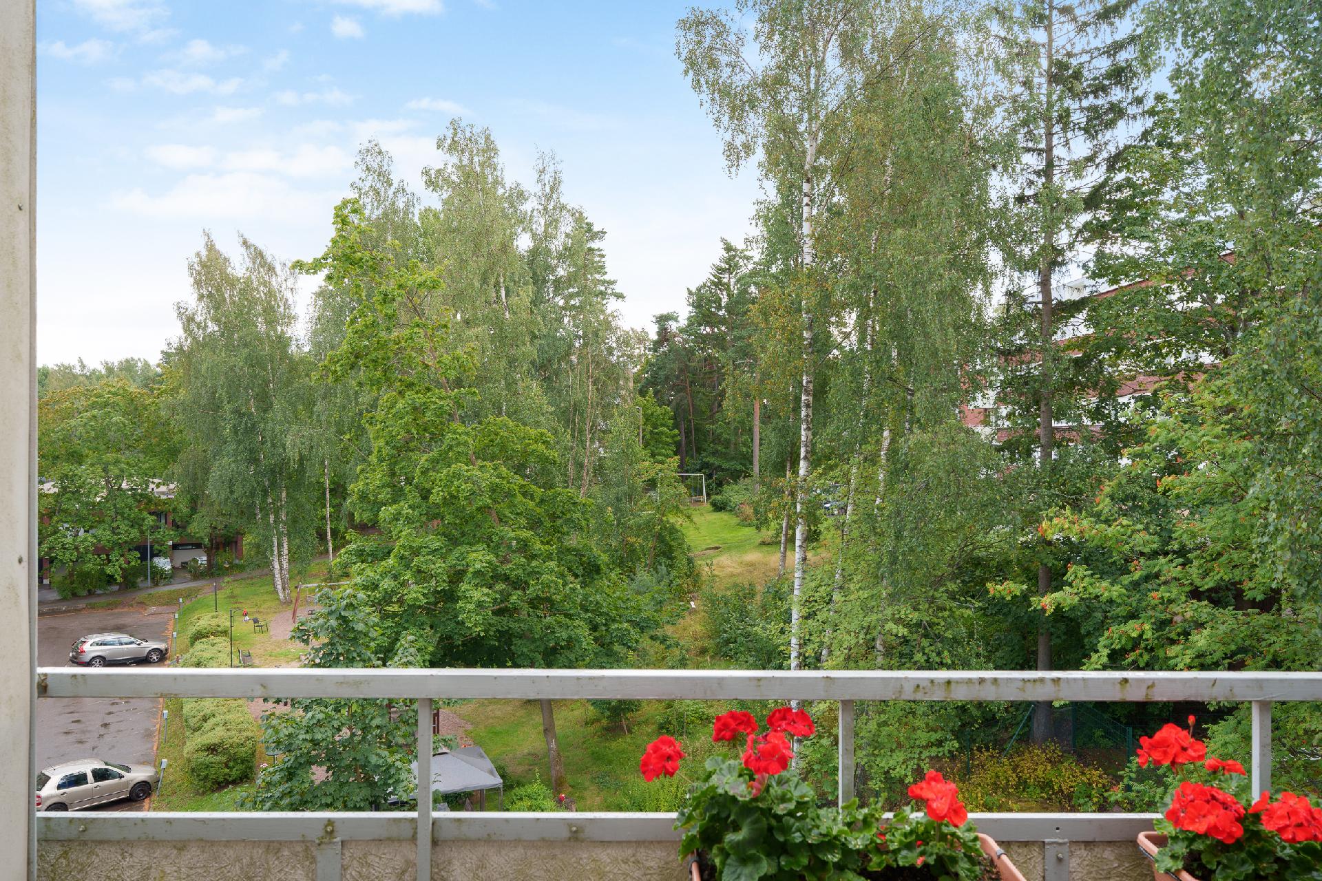 Koivusaarentie 2, Lauttasaari, Helsinki