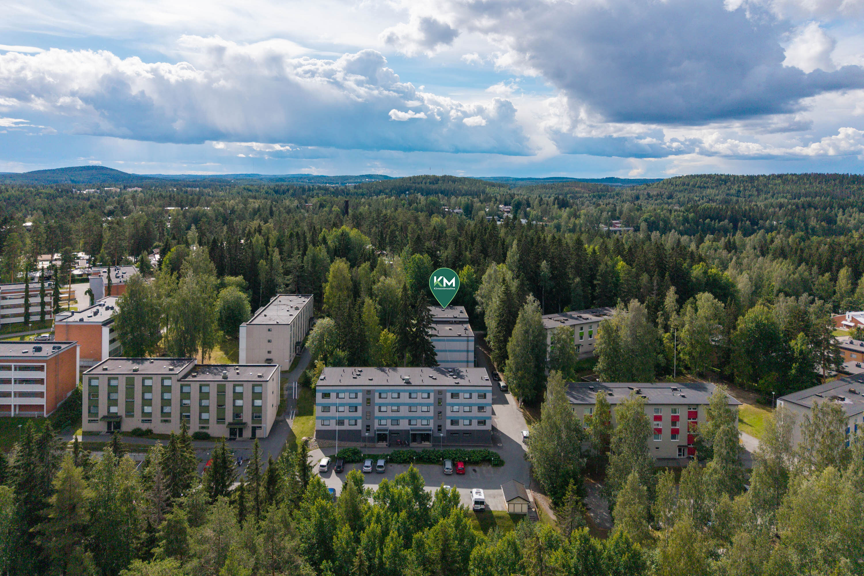 Jynkän palveluiden vieressä