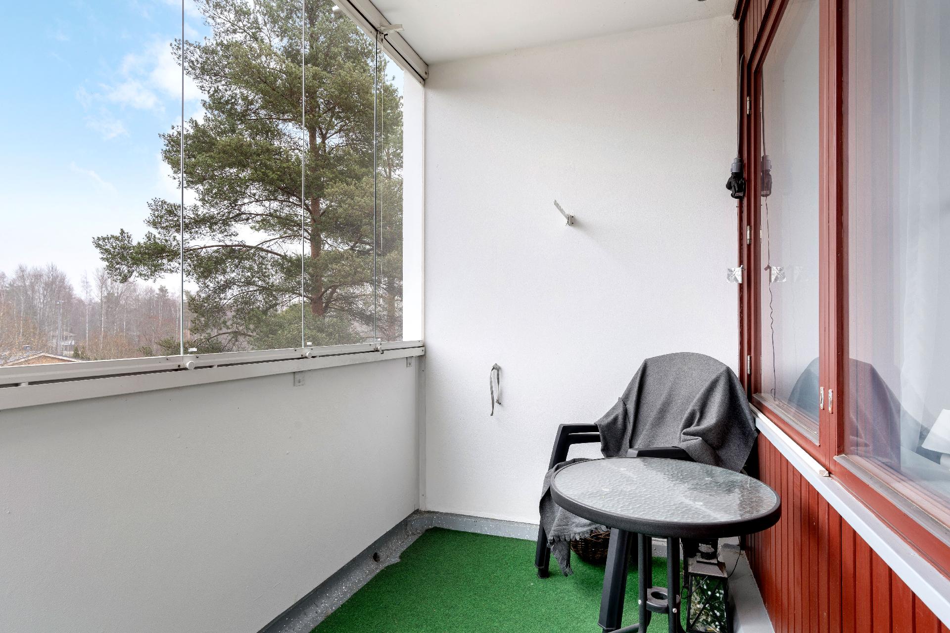 Vilniementie 10, Lippajärvi, Espoo