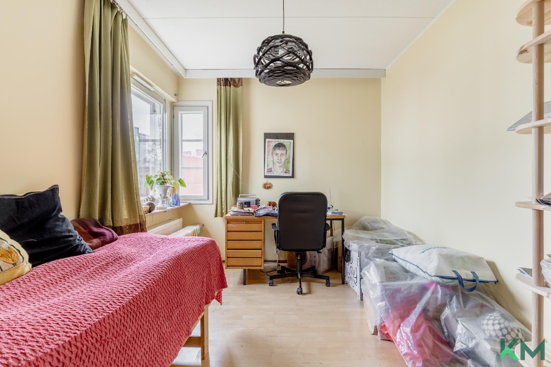 Korppaanmäentie 16, Pikku Huopalahti, Helsinki