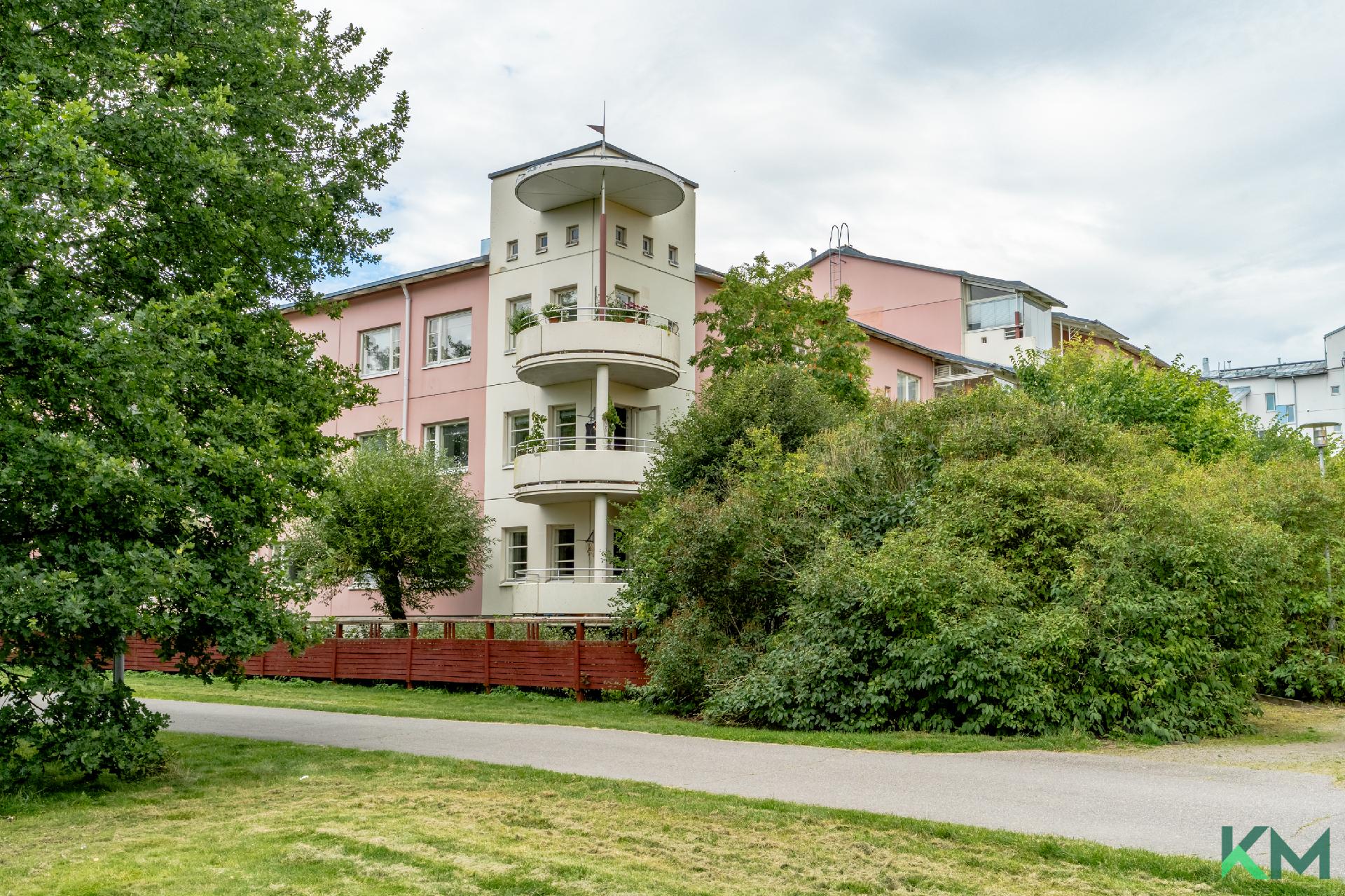 Korppaanmäentie 16, Pikku Huopalahti, Helsinki