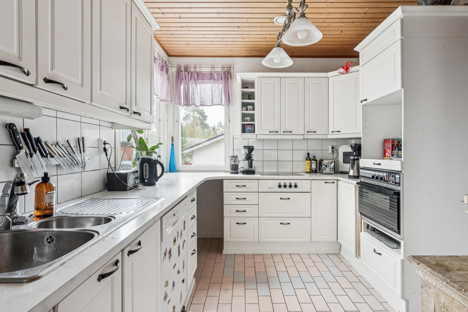 Laulurastaantie 10, Epoo, Porvoo