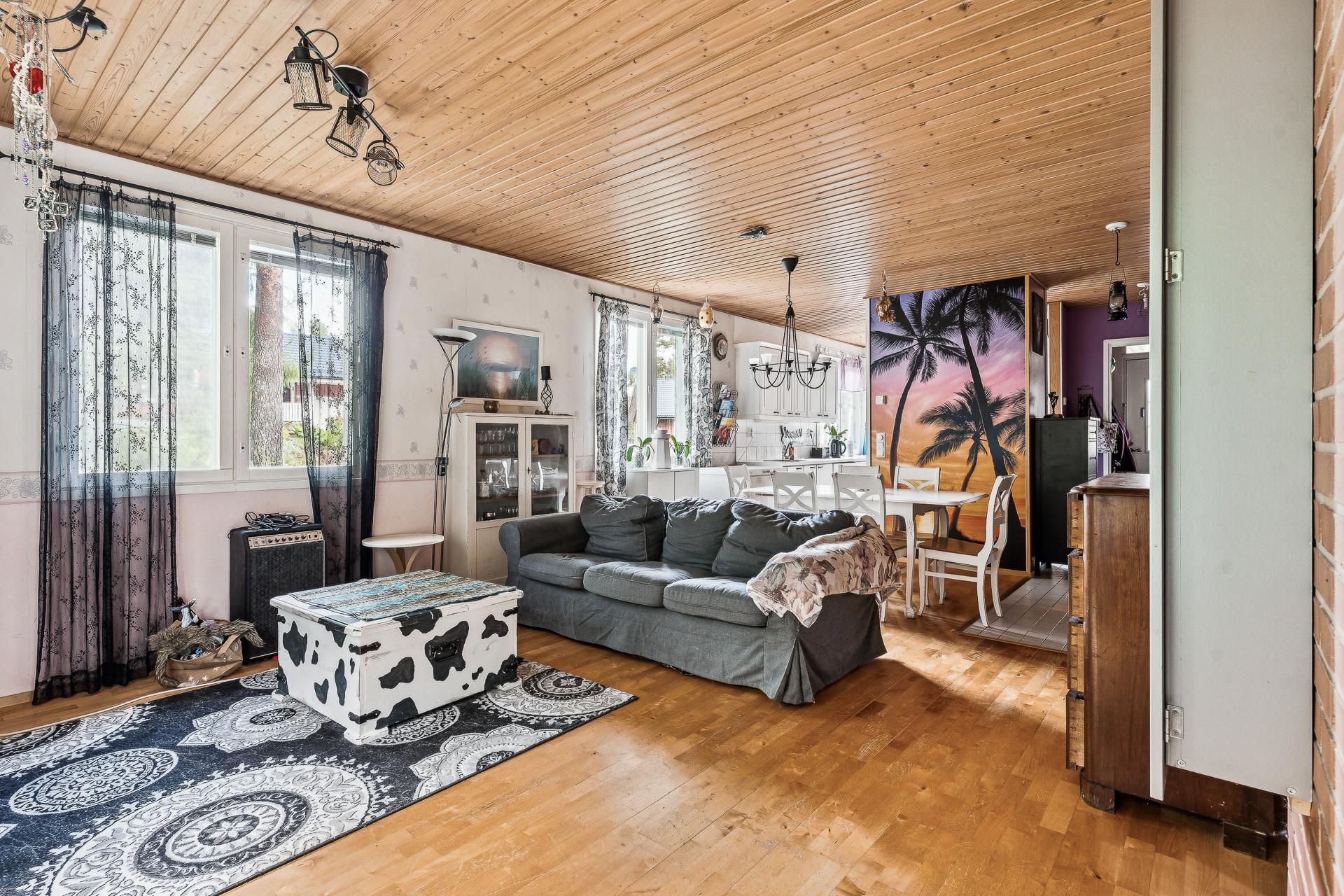 Laulurastaantie 10, Epoo, Porvoo