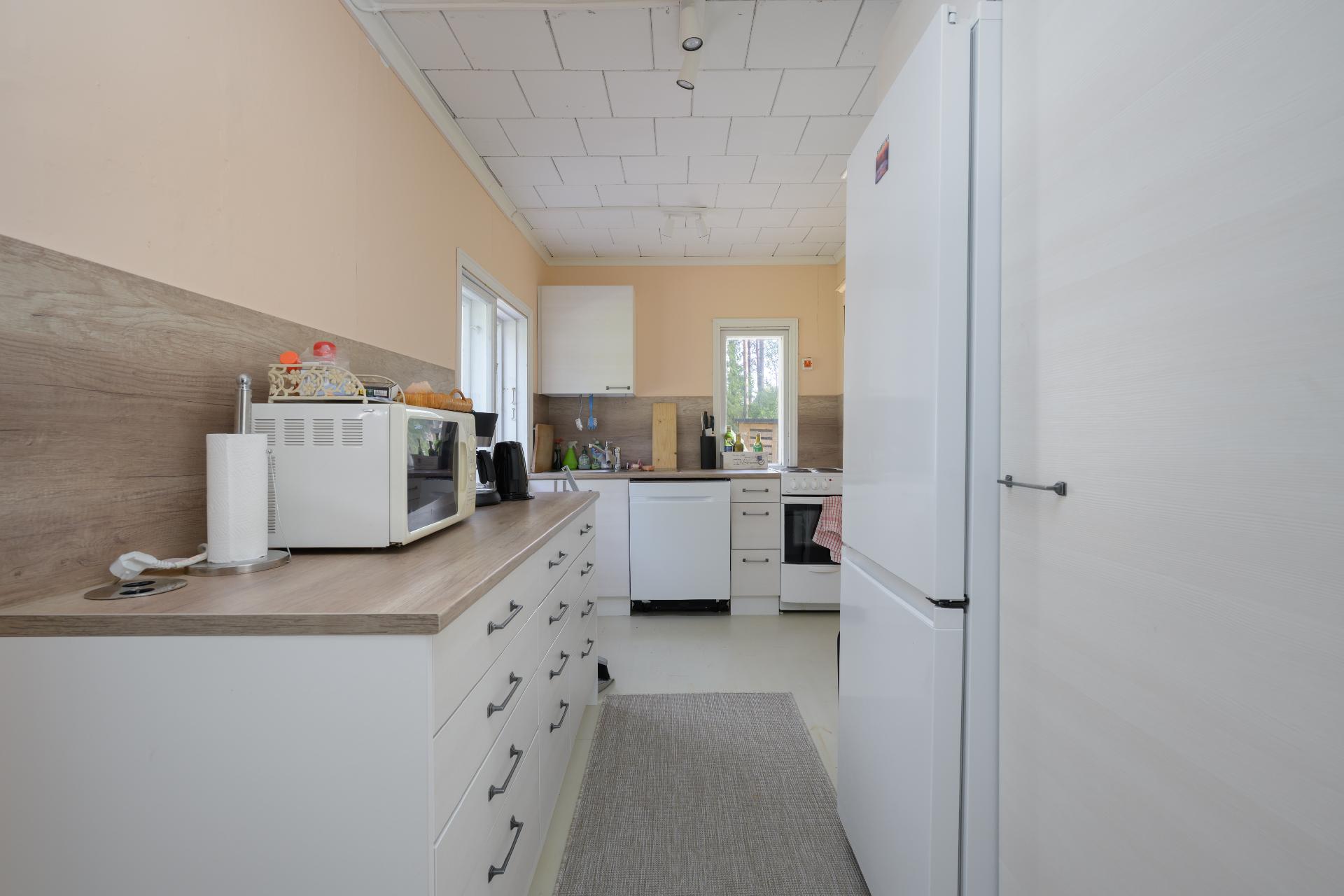 Mustankorventie 87, Nummela, Vihti