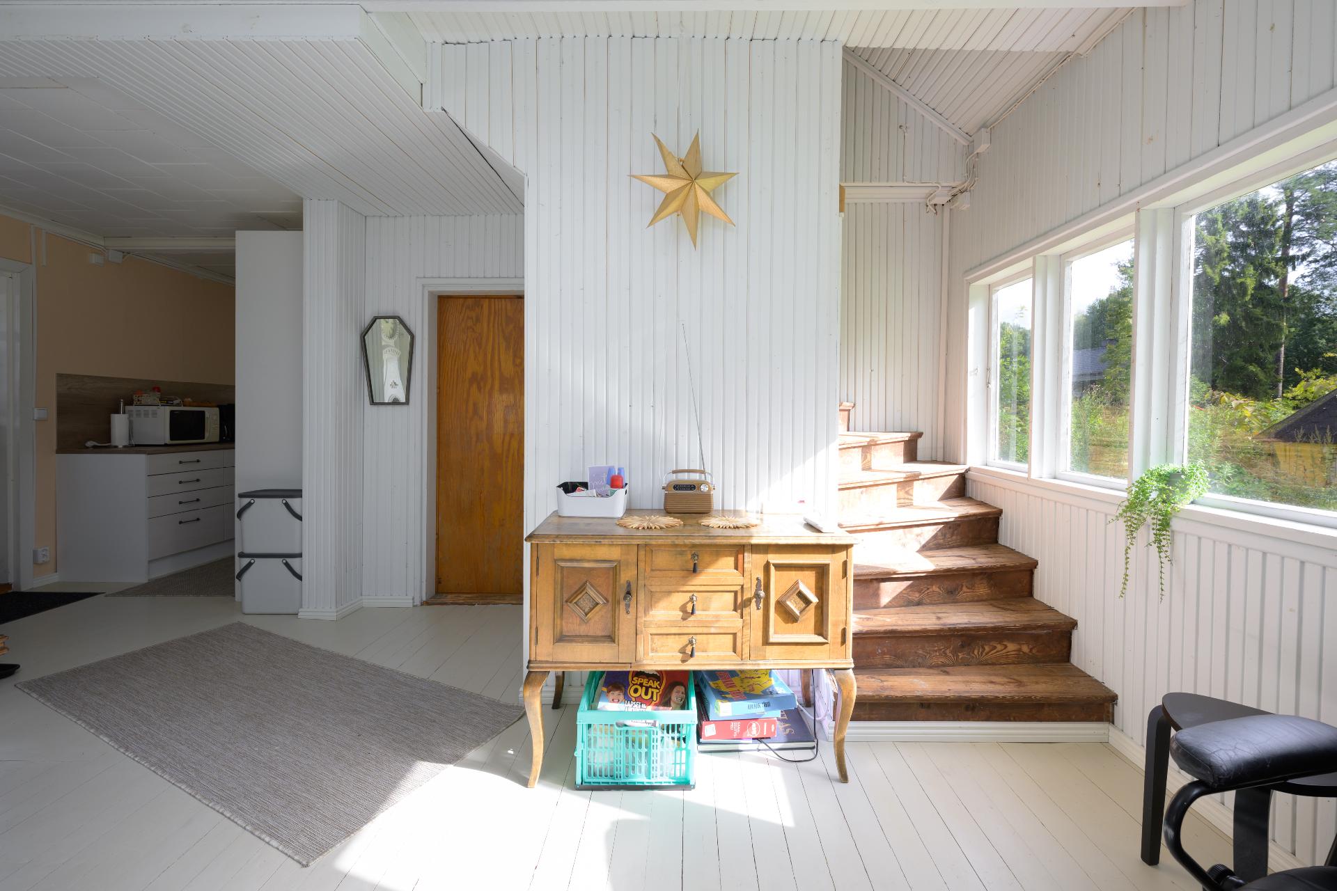 Mustankorventie 87, Nummela, Vihti