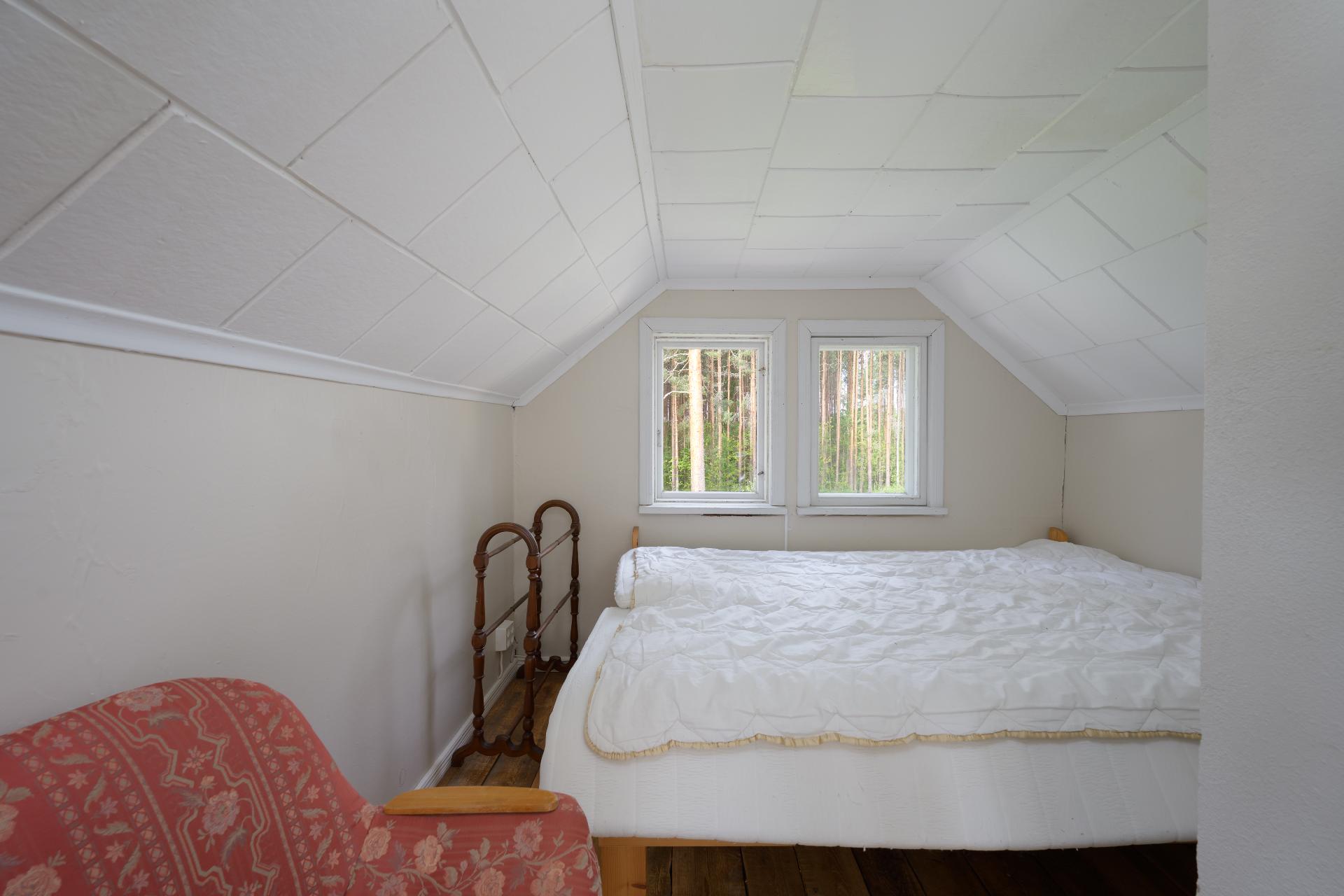 Mustankorventie 87, Nummela, Vihti