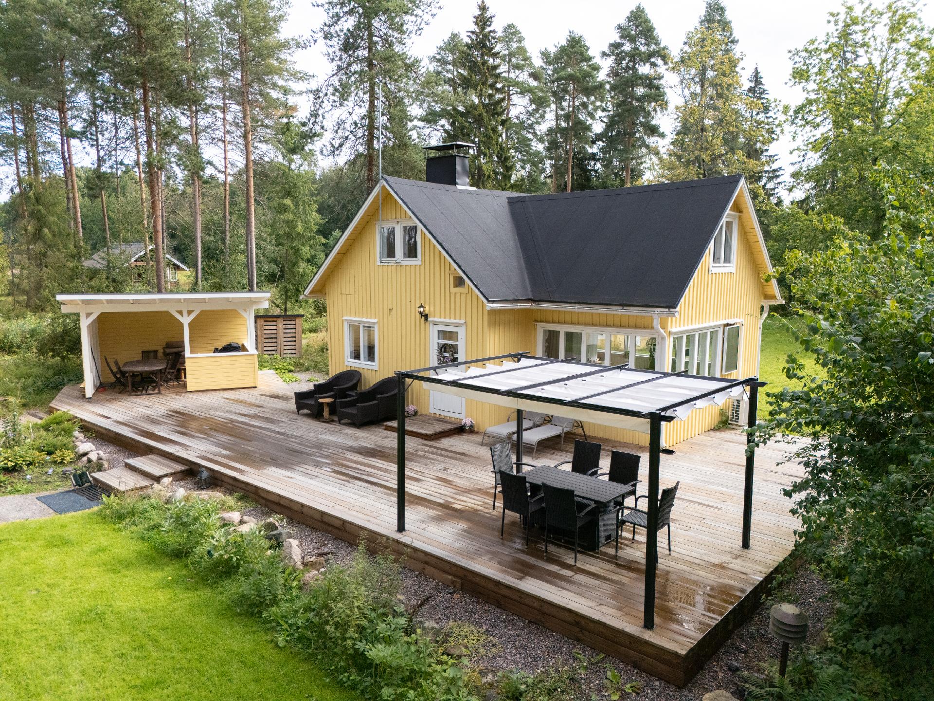 Mustankorventie 87, Nummela, Vihti