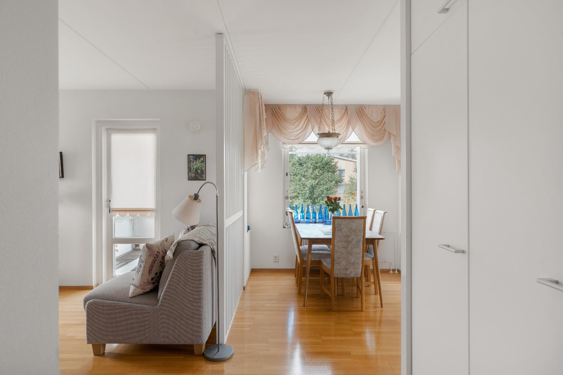 Grandalantie 2, Keskusta, Kirkkonummi