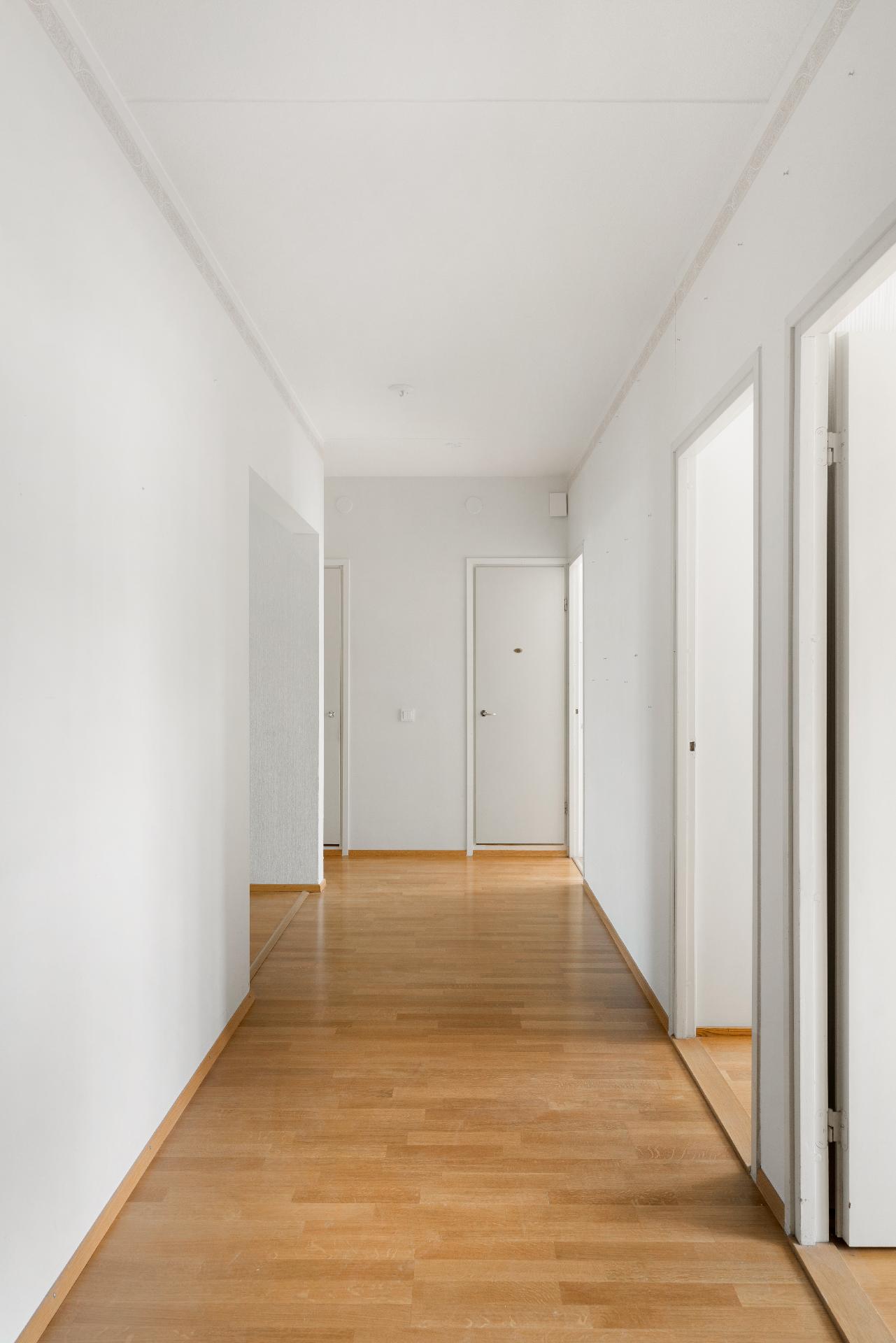 Haltiantie 8, Louhela, Vantaa