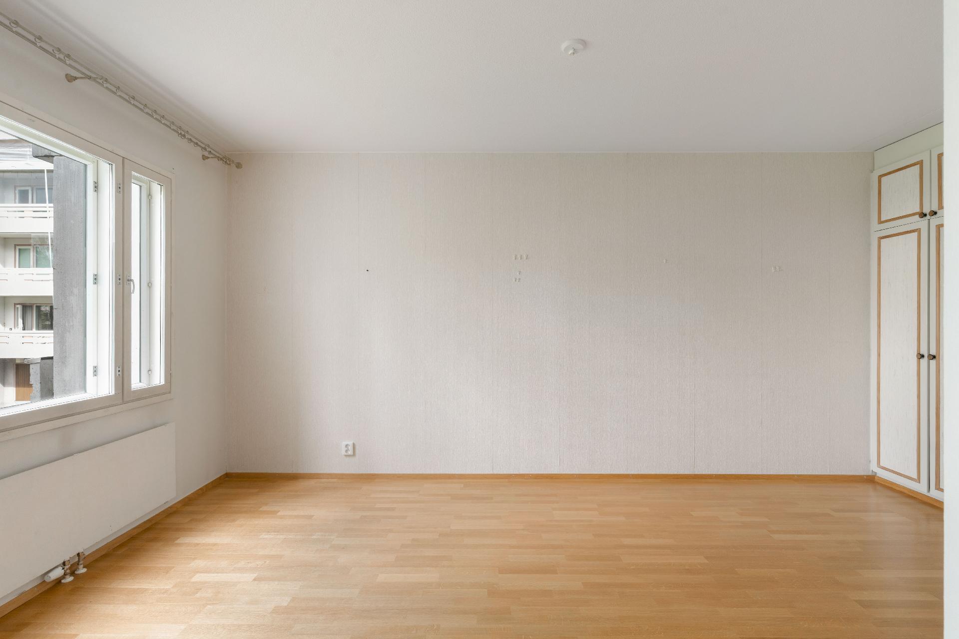 Haltiantie 8, Louhela, Vantaa