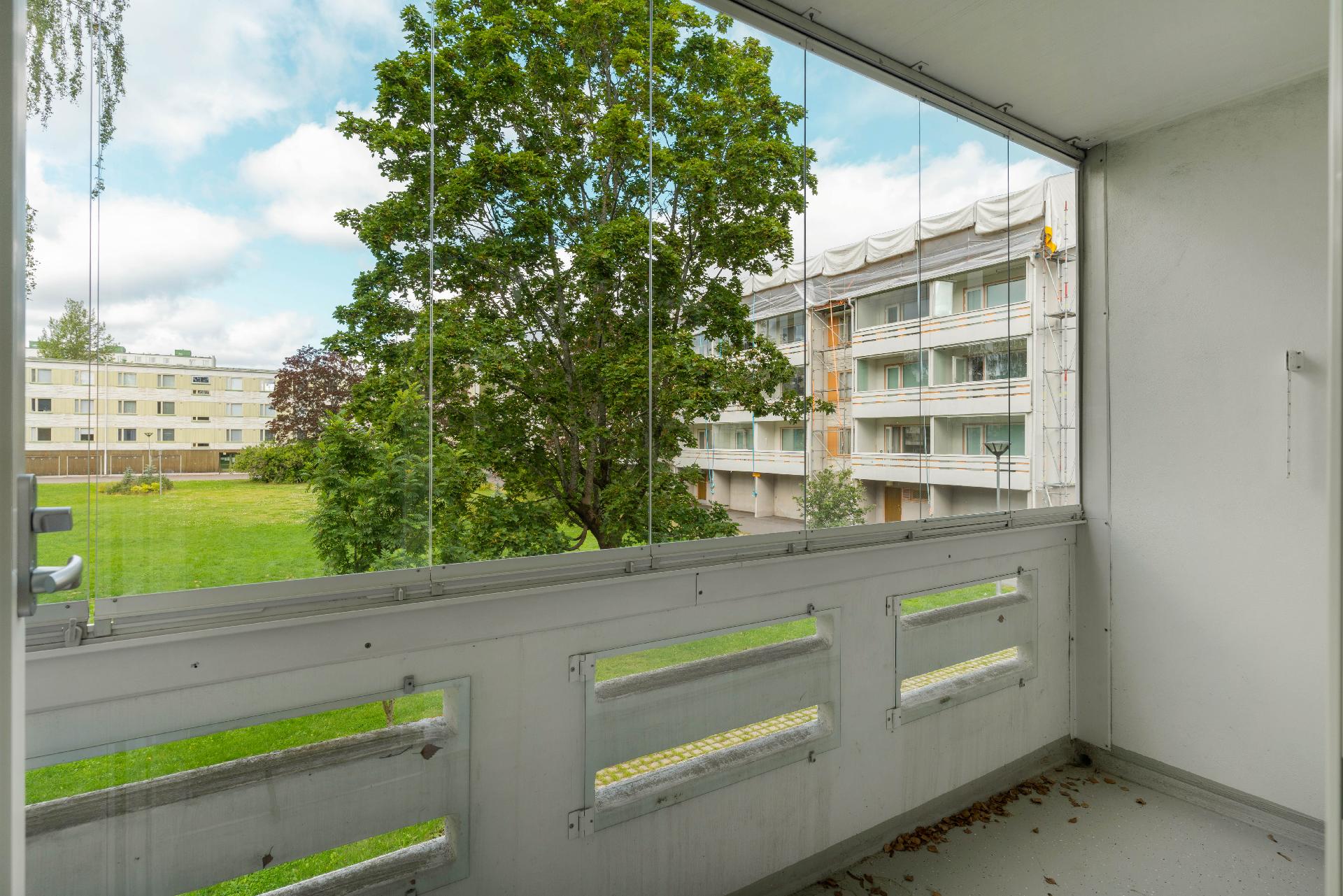 Haltiantie 8, Louhela, Vantaa