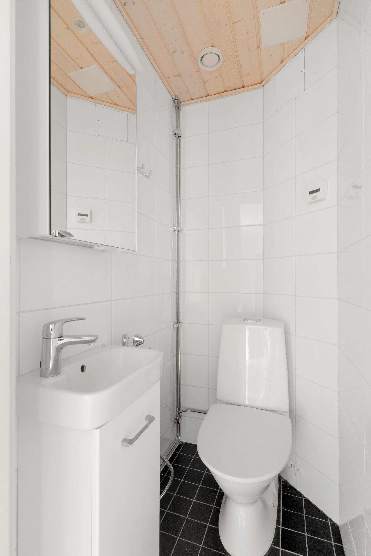 Haltiantie 8, Louhela, Vantaa