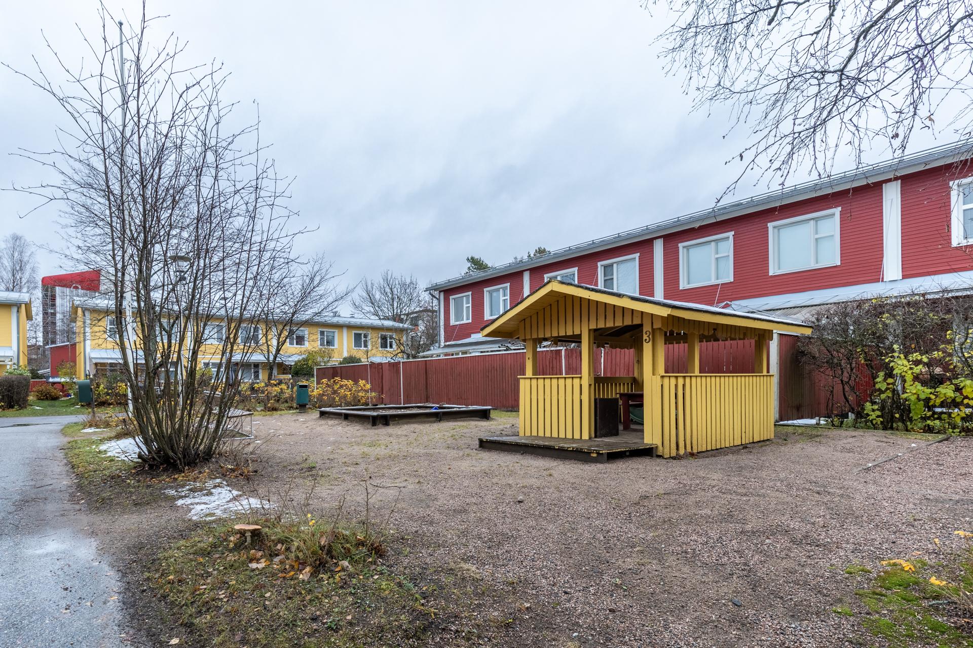 Porvarinkuja 2, Tapulikaupunki, Helsinki