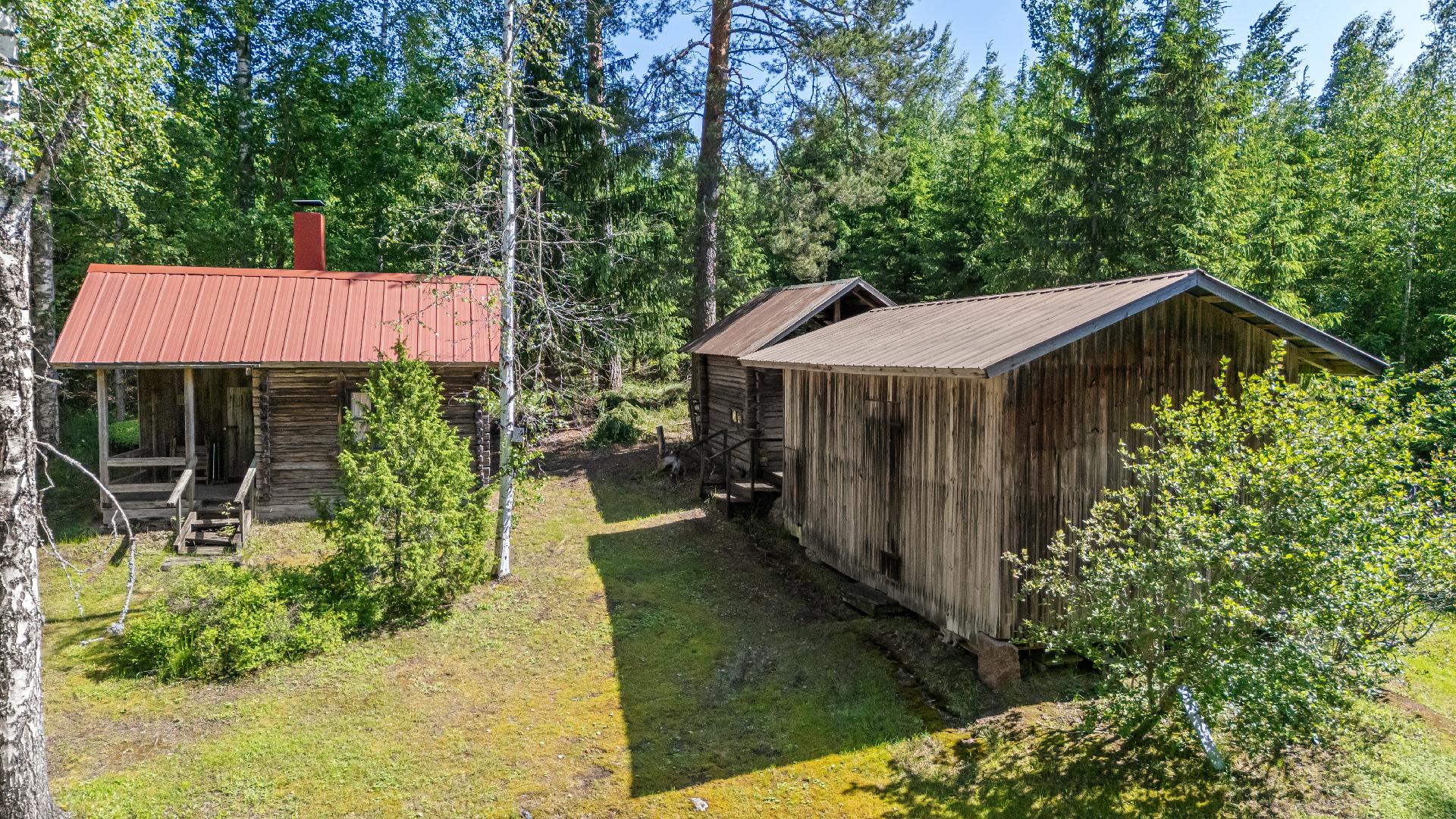 Taavin tupa ja lato/savusauna