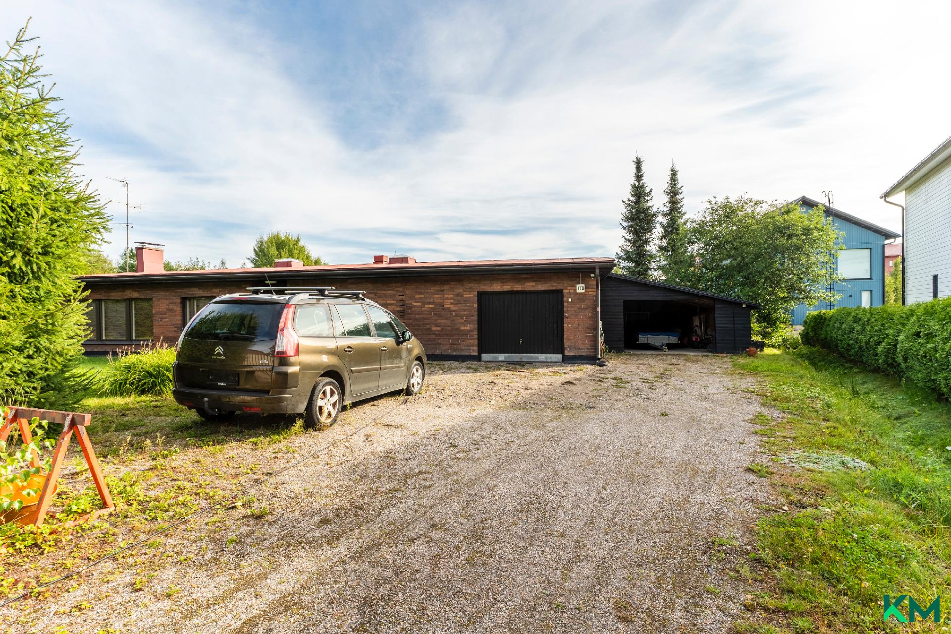 Kullerontie 17, Hiekkaharju, Vantaa