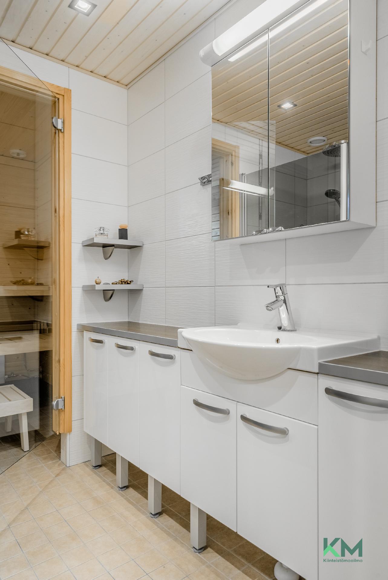 Kauniinilmankuja 5-7, Aurinkolahti, Helsinki