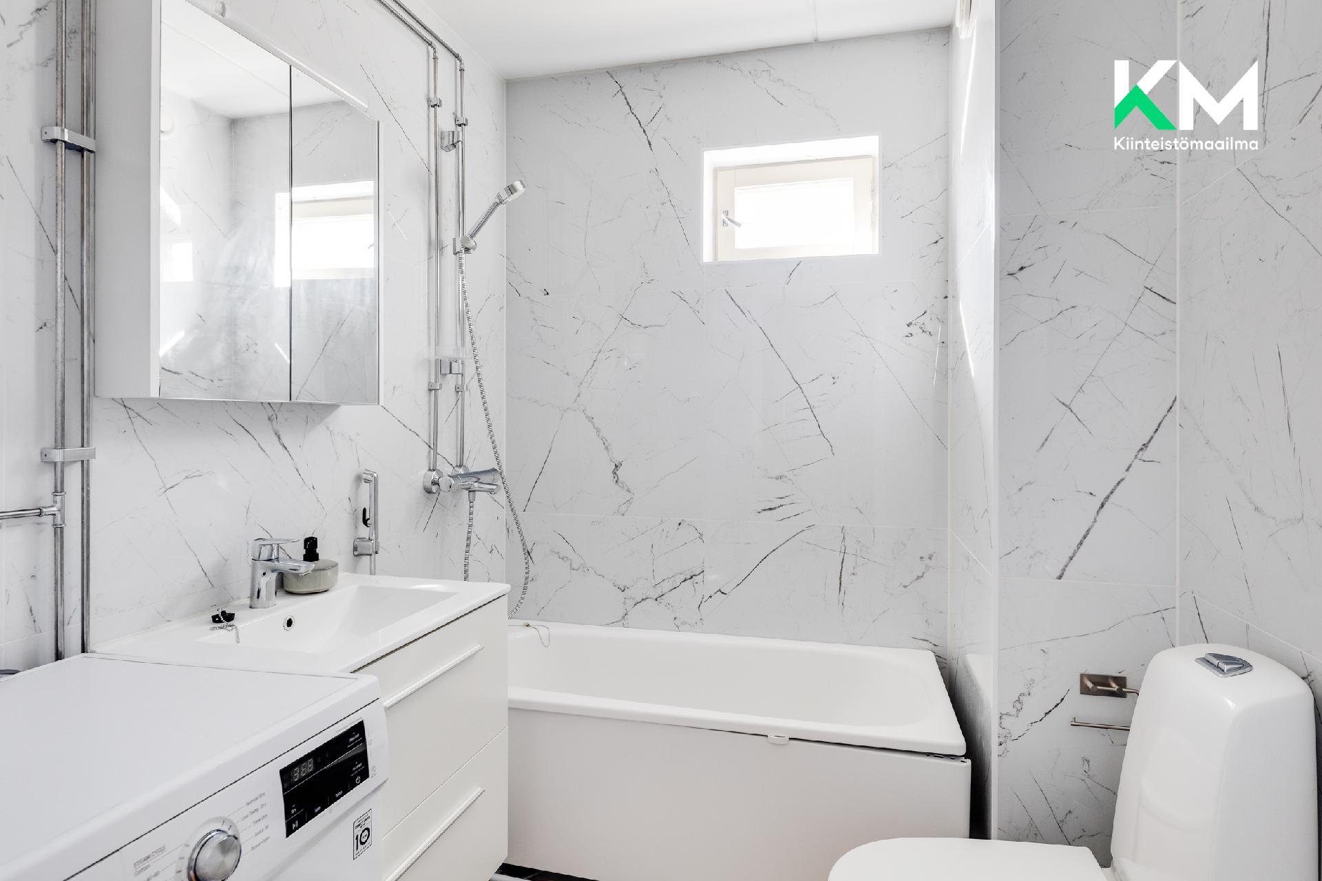 Lintuvaarantie 33, Lintuvaara, Espoo