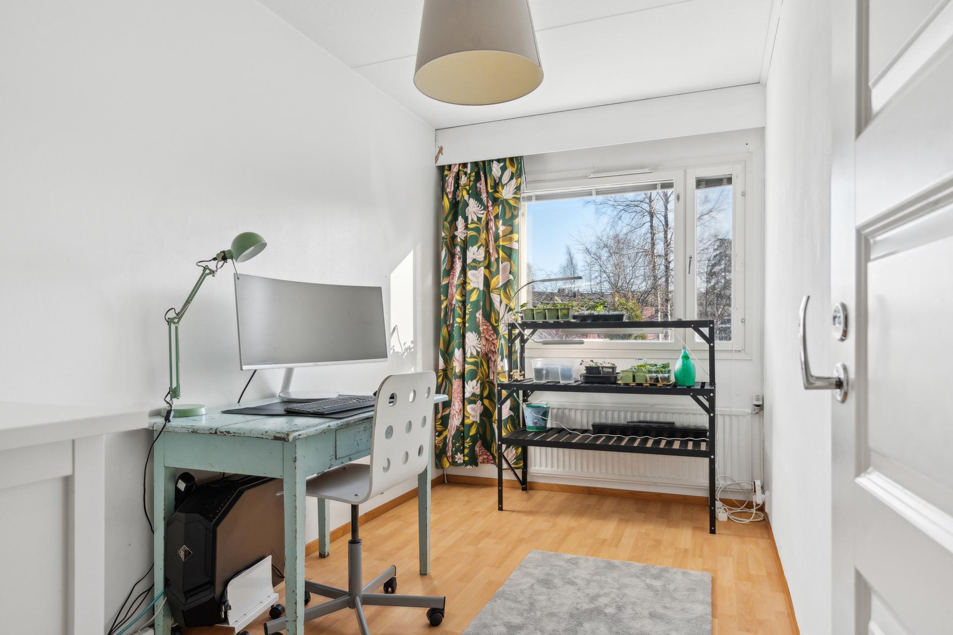 Hösmärinkuja 3, Suna, Espoo