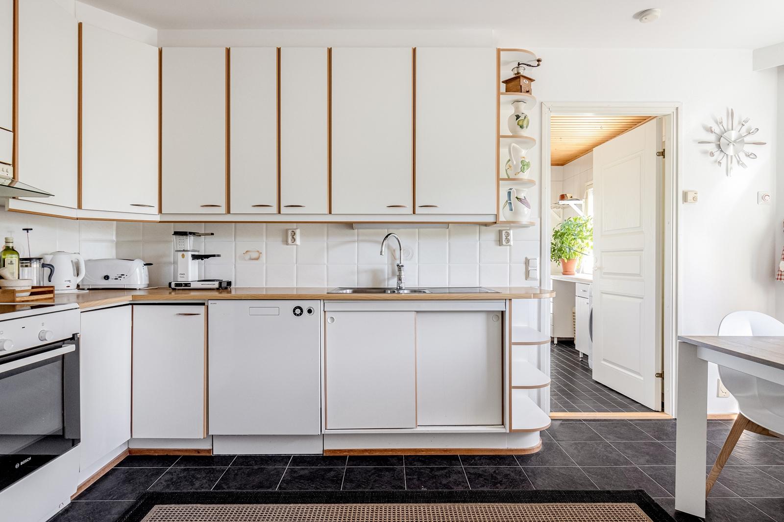 Kanadankuja 1, Pirtti, Kuopio