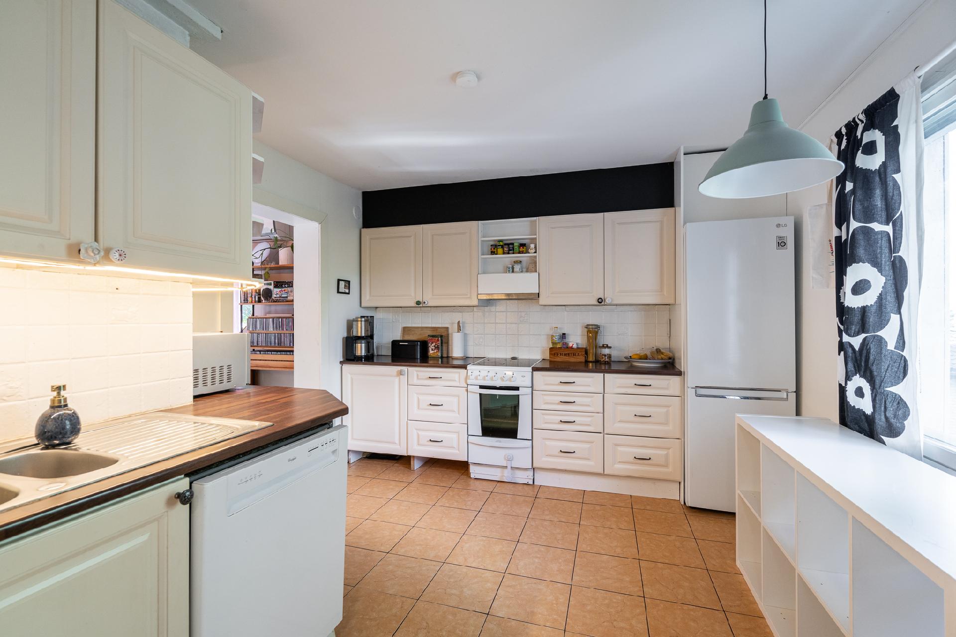 Poltinahontie 94, Kauriala, Hämeenlinna