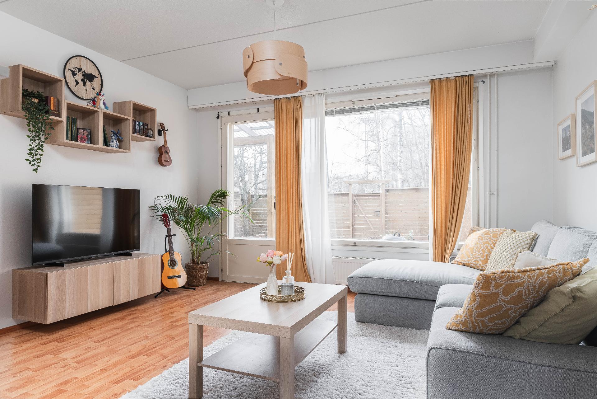 Nurmilinnuntie 1, Rastaala, Espoo