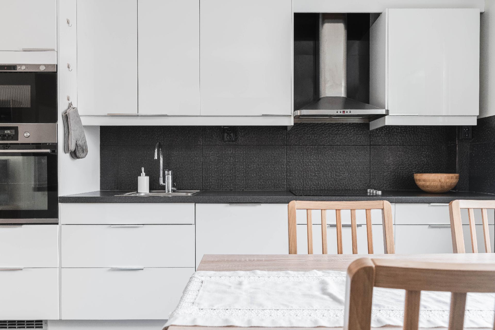 Nurmilinnuntie 1, Rastaala, Espoo