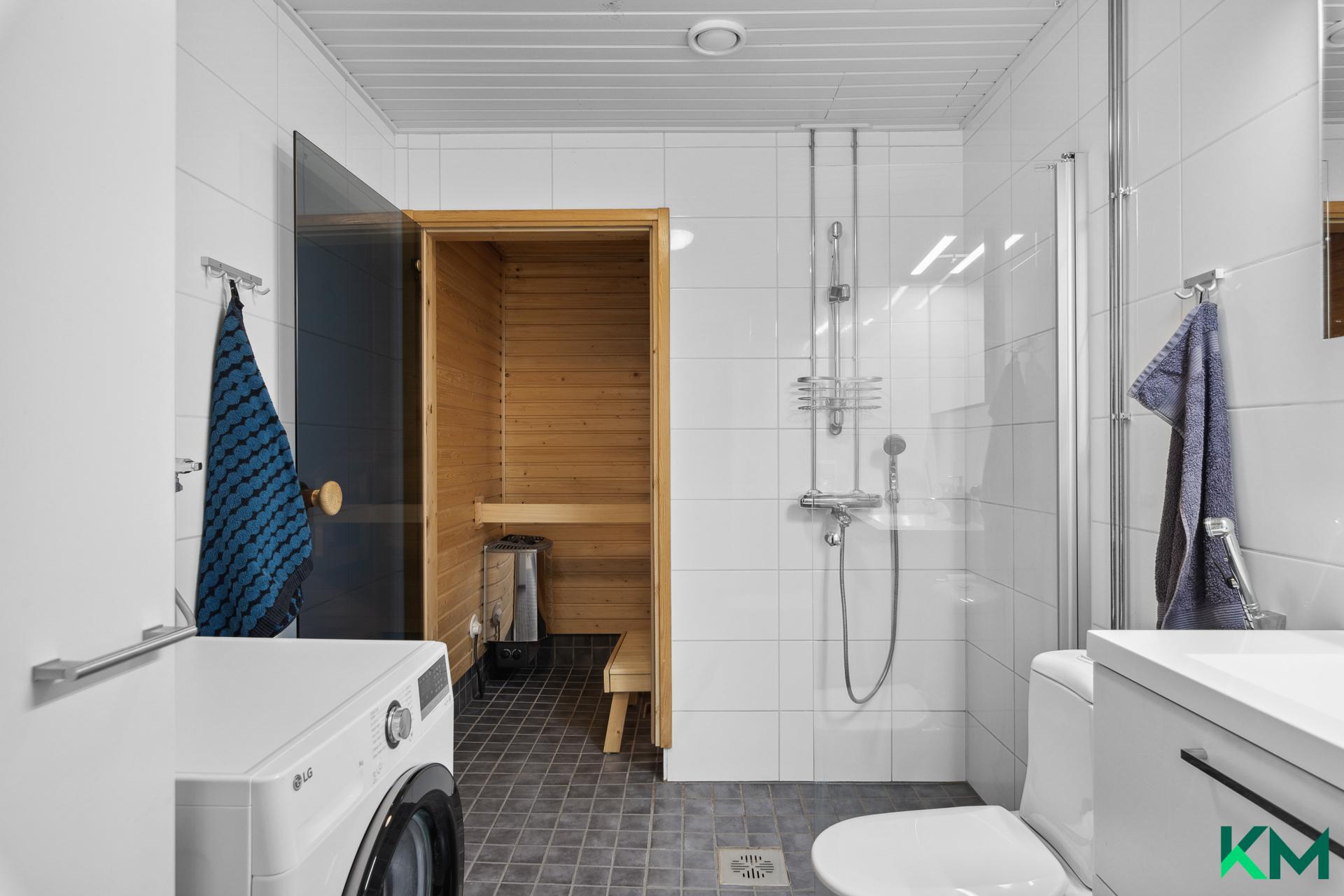 Hitsaajankatu 13, Herttoniemenranta, Helsinki