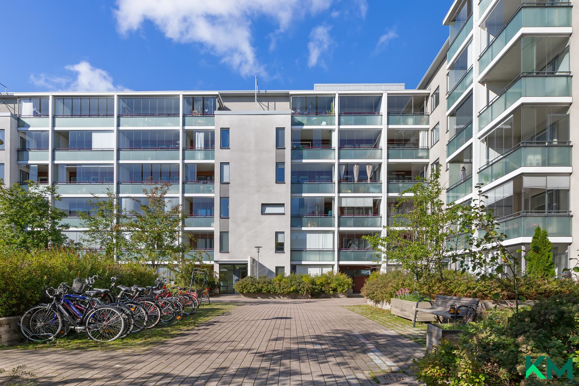 Hitsaajankatu 13, Herttoniemenranta, Helsinki