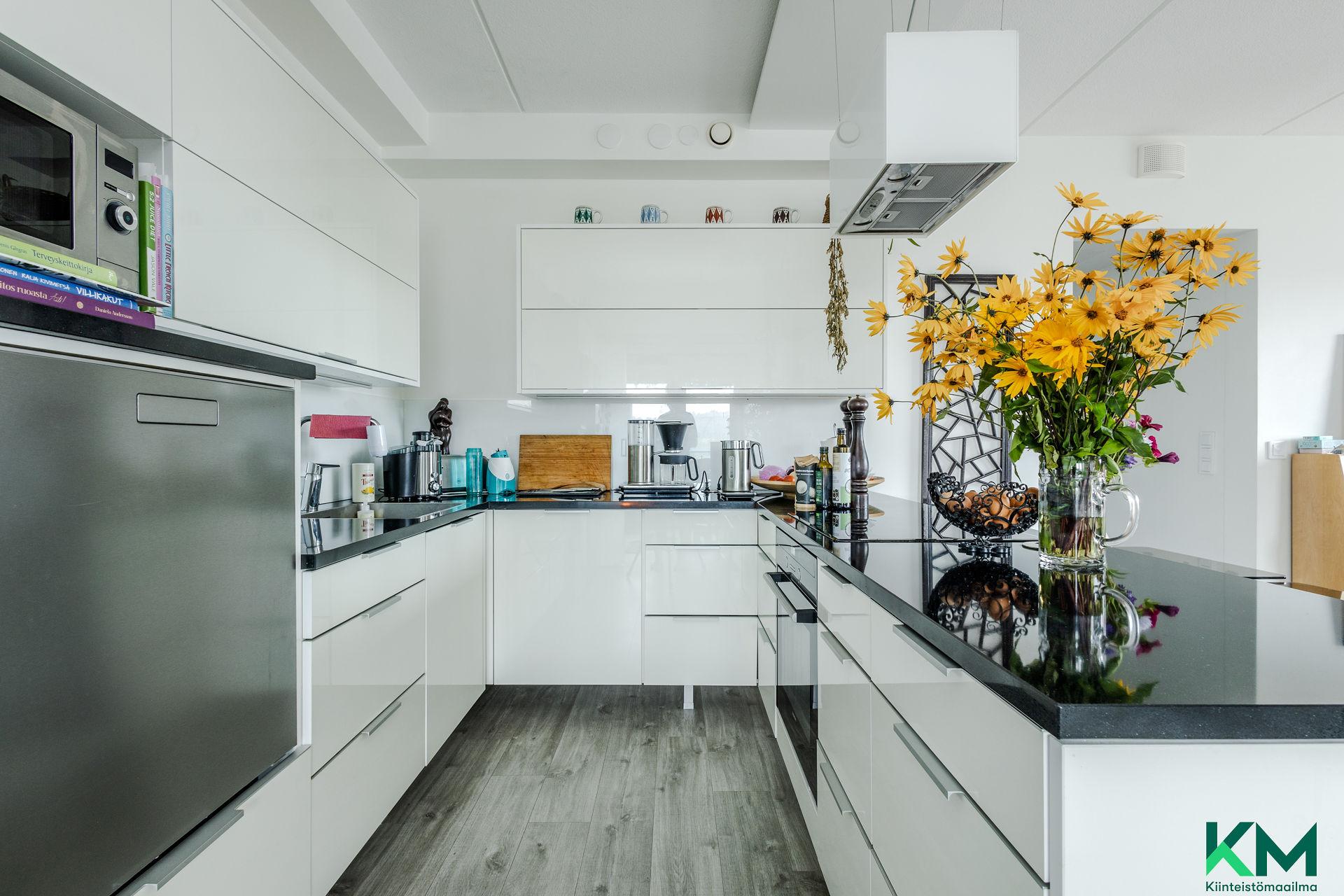 Kirkkokatu 23, Keskusta, Lahti