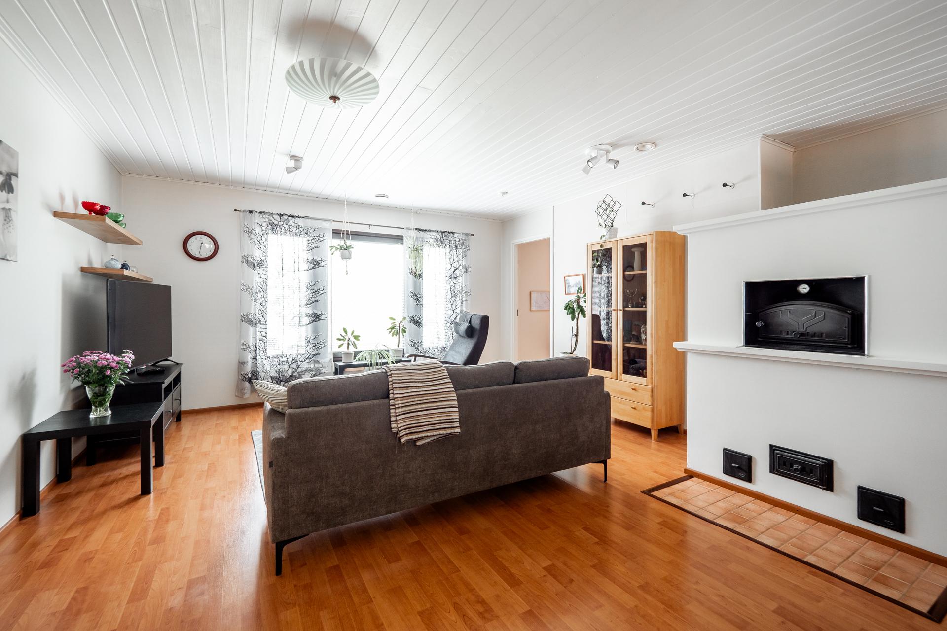 Vihiluodontie 41, Oulunsalo, Oulu