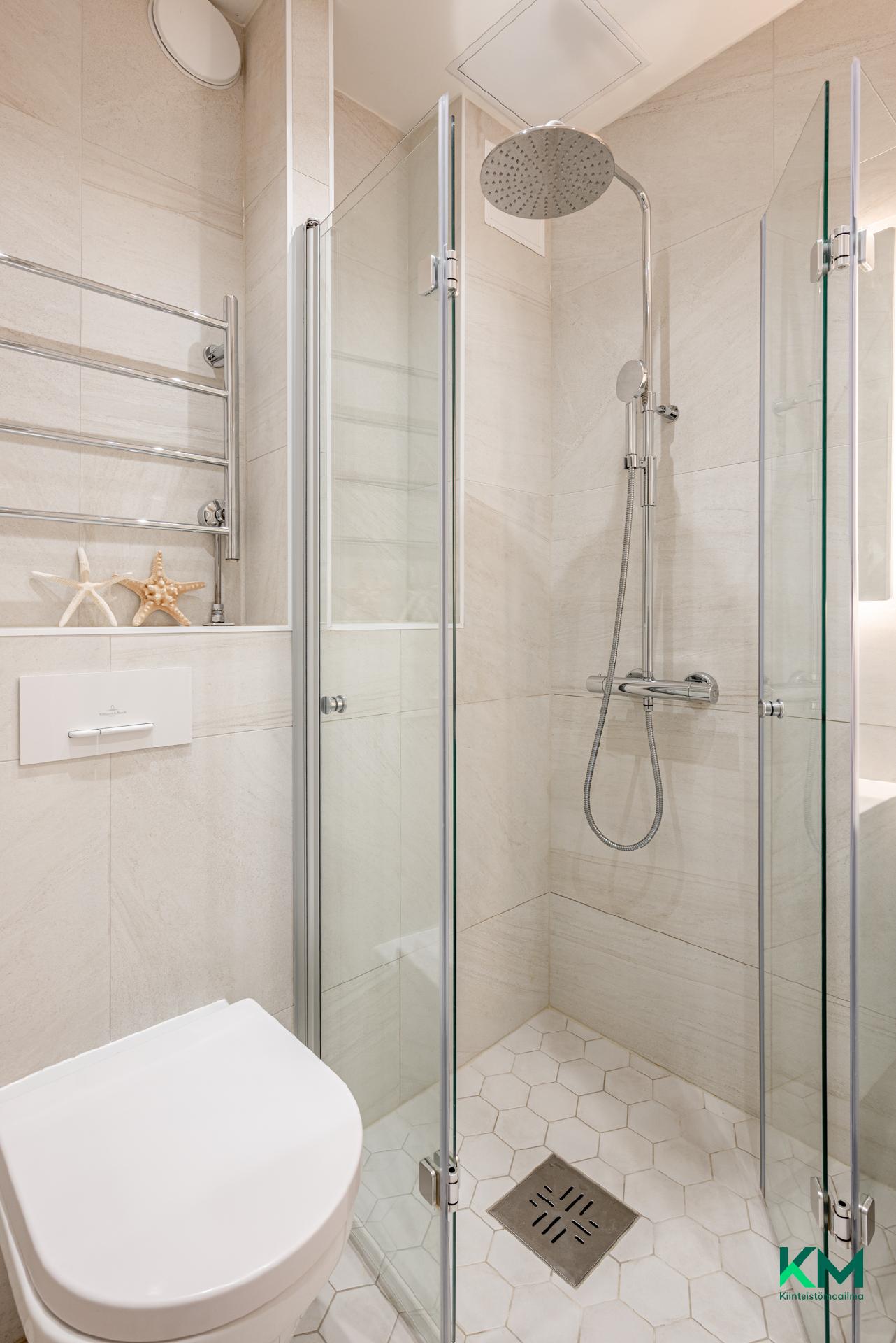 Neitsytpolku 2b, Ullanlinna, Helsinki